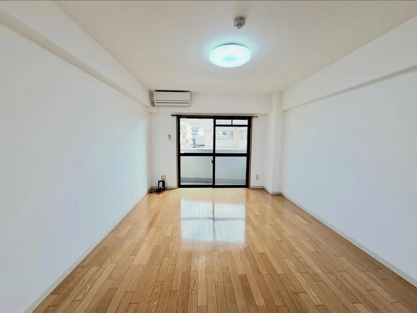 【伊川谷駅 徒歩5分】家賃5.7万円で✨落ち着く1K賃貸　大...